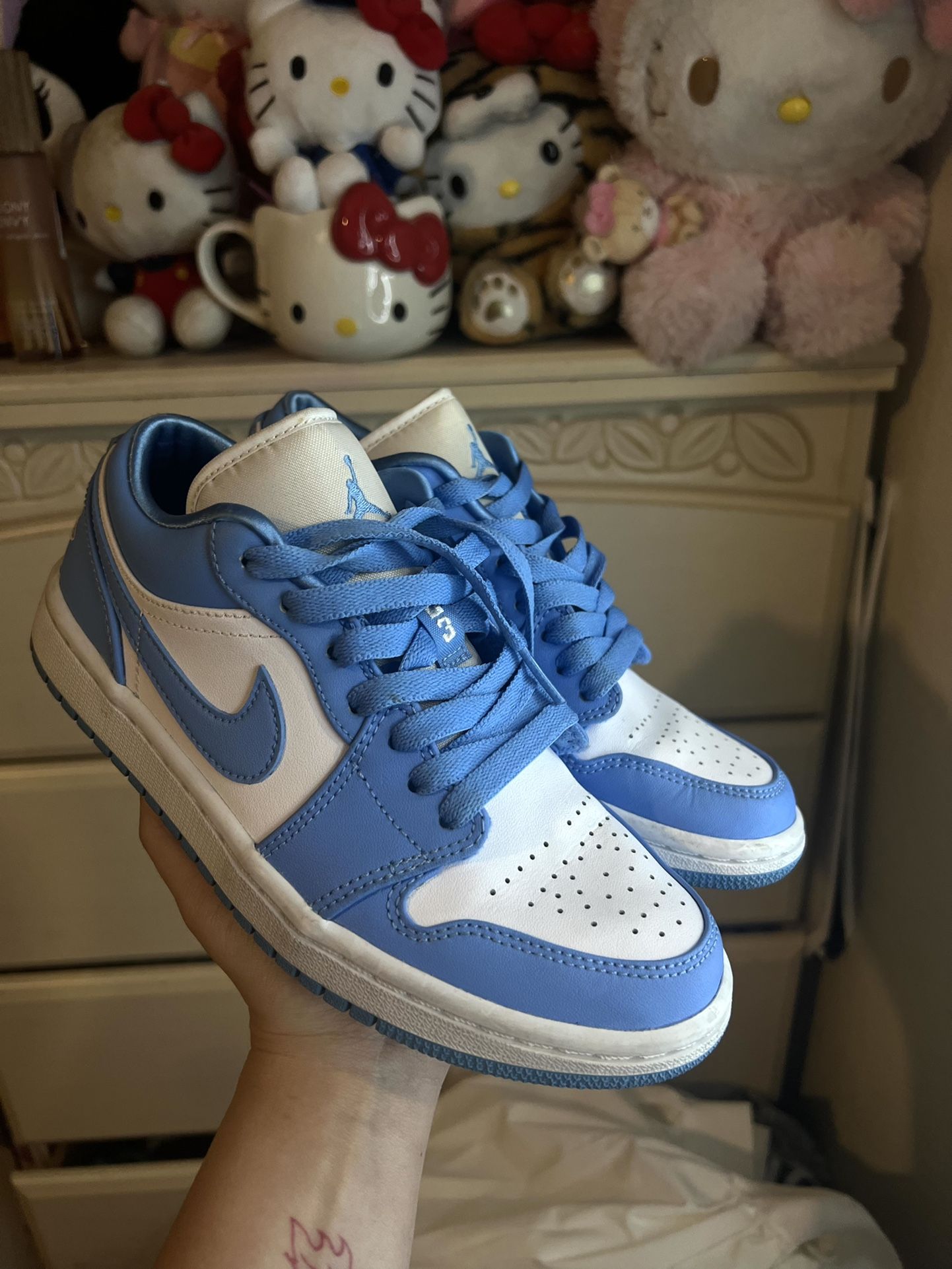 Jordan Low Unc