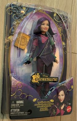 Disney Descendants Mal Isle of the Lost Doll by Mattel NEW IN BOX