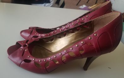 Guess ladies heels
