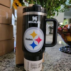 Stanley Pittsburgh Steelers 40oz Cup Brand New 
