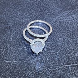 Diamond Engagement Ring Set - NEW