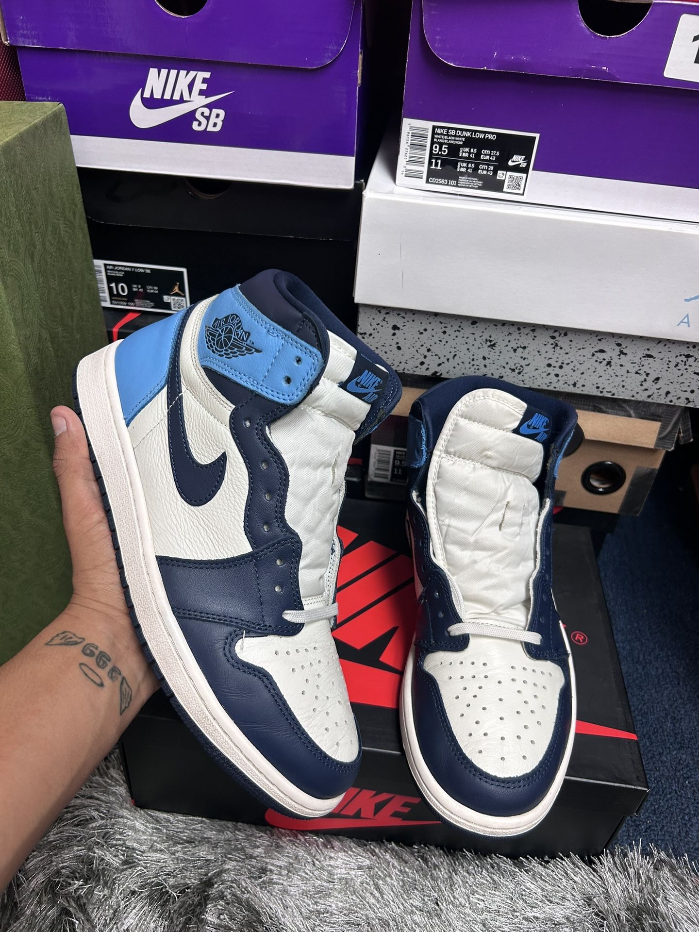 Air Jordan 1 High Obsidian
