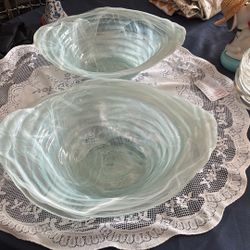 Beautiful Extra Large Swirl Glass Bowls