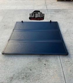 Chevy Silverado 2019-2024 Hard Solid Tri fold tonneau cover