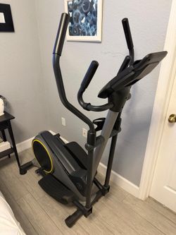 Elíptica Gold Gym exercise