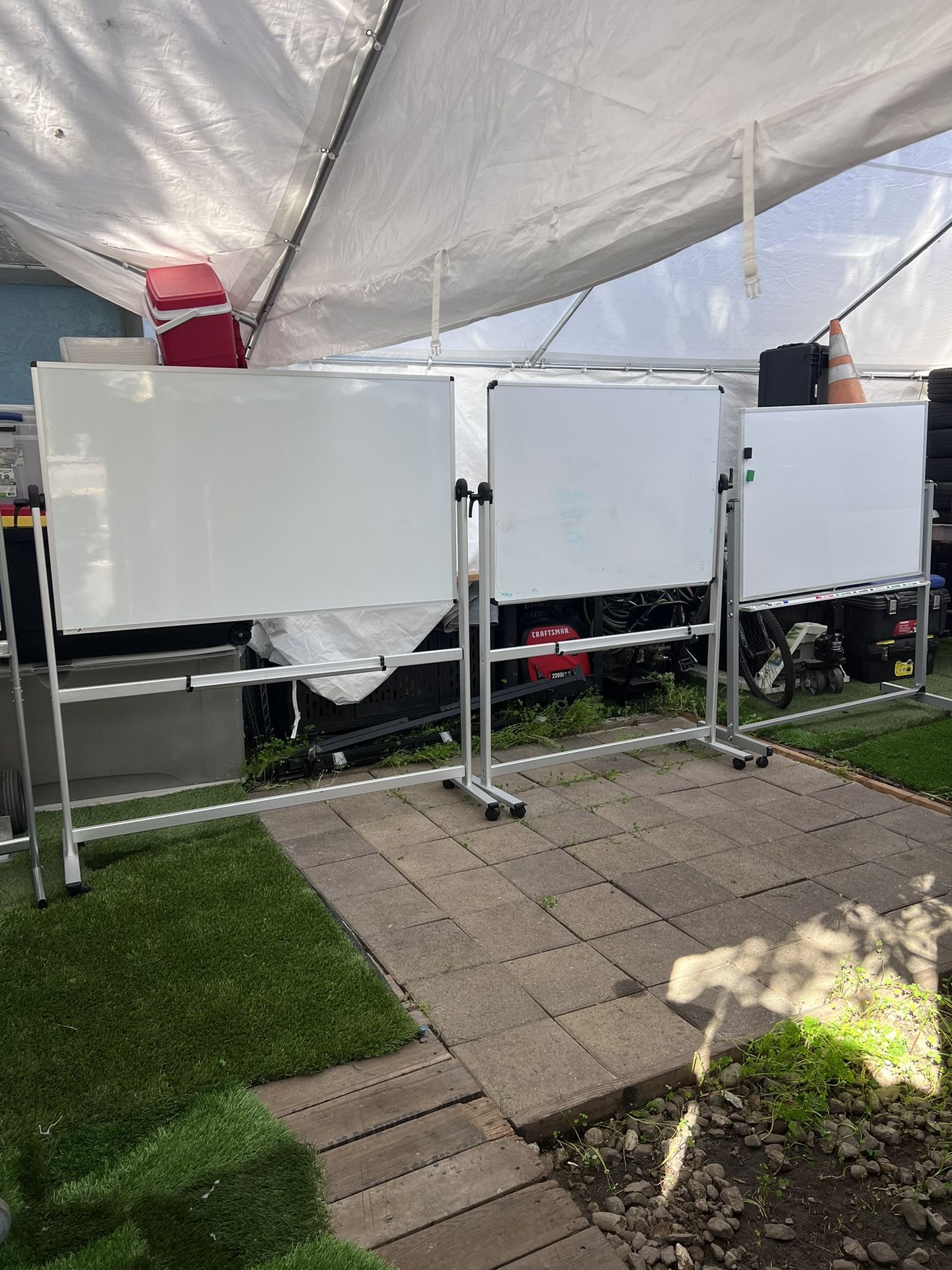 Whiteboards, office whiteboards, mobile whiteboard, mobile dry erase board