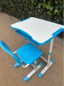 Kid desk
