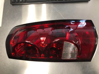 2004 Silverado 1500 taillight