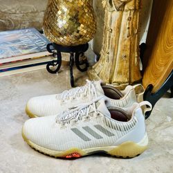 ADIDAS BOOST MENS GO-TO SPIKELESS GOLF SHOES SIZE 9.5US