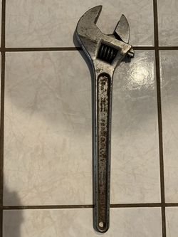 16 in Craftsman adjustable wrench
