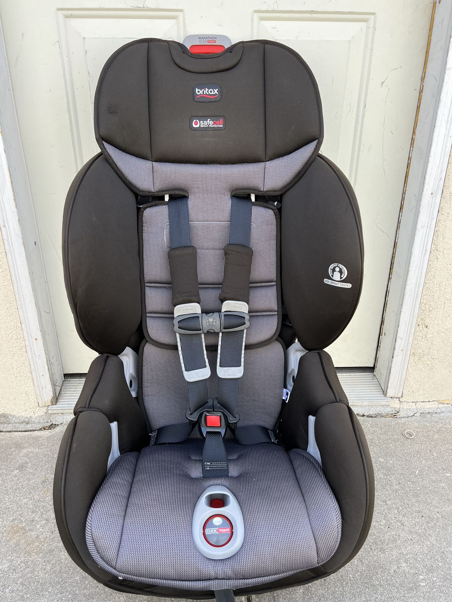 britax b grow Safe-n-Sound b-grow ClickTight Seascape Color:may grey Abu Garcia Blue Max headrest using just one