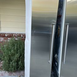 Thermador Built In Stainless Steel Freezer