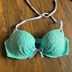 Victorias Secret Padded Push Up Lace Swim Suit Top (36C)
