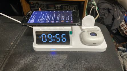 5in 1fast charger dock for I phones ,android,earbuds and watch es