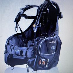 Half Price! New! IST J-1000 Alpha BCD for Scuba Diving! Premium Buoyancy Control Device! Never Used!