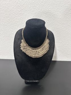 Women’s Necklace