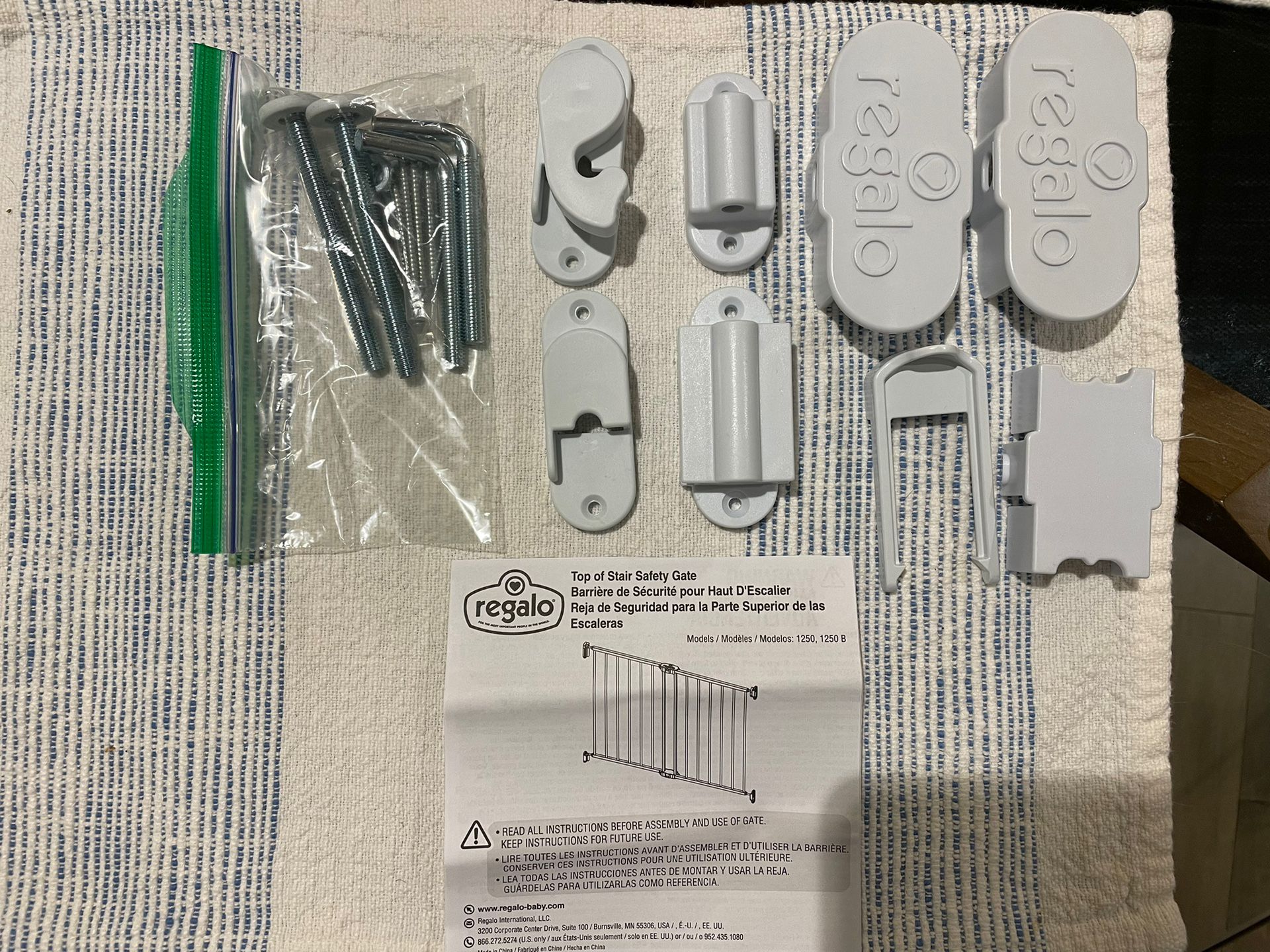 Regalo Baby Gate Hardware