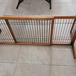 Free Standing Wooden Gate