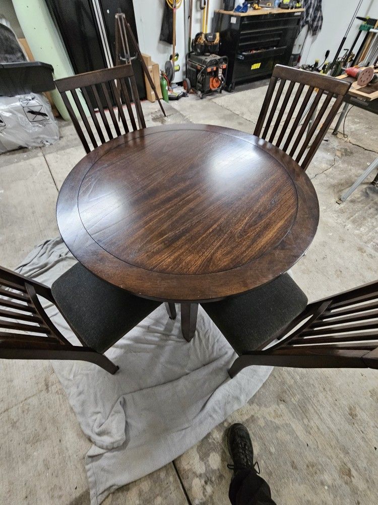 Dining Table 4 Chairs