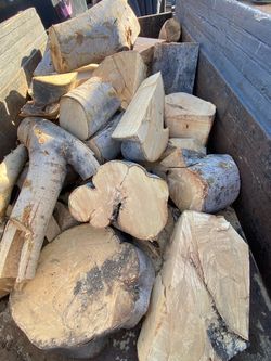 Nice, clean wood to burn free free, free 🪵🪵🪵