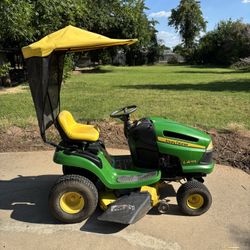 John Deere Lawn Tractor For sale