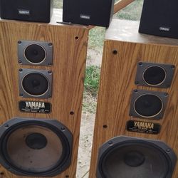 Yamaha House Speaker With 3 Surround Sound 