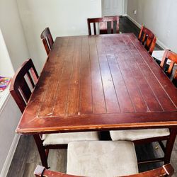 Dining Table & 6 Chairs