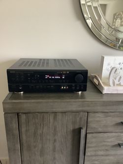 * DENON * HIGH POWER HOME THEATER SURROUND SOUND RECEIVER . GREAT SOUNDING RECEIVER IN NEAR MINT CONDITION . MUST SEE TO APPRECIATE .