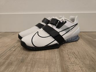 NIKE ROMALEOS 4 MENS...SZ 10.5...BRAND NEW