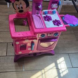 Toy Kitchen