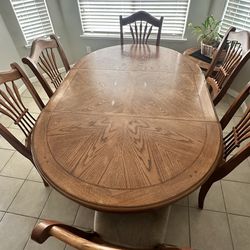 Pedestal Dining Room Table & 6 Chairs