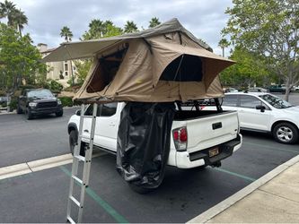Smittybilt Overlander Rooftop Tent