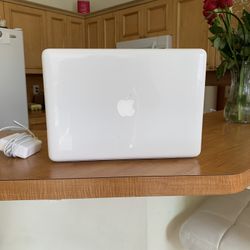 MacBook Laptop Apple 