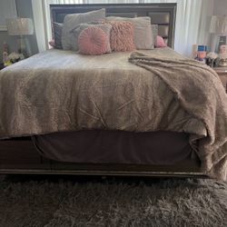 King Size Sparkly Storage Bed 