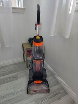 Bissell ProHeat 2X Revolution Carpet Cleaner