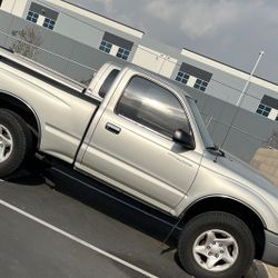Toyota Tacoma