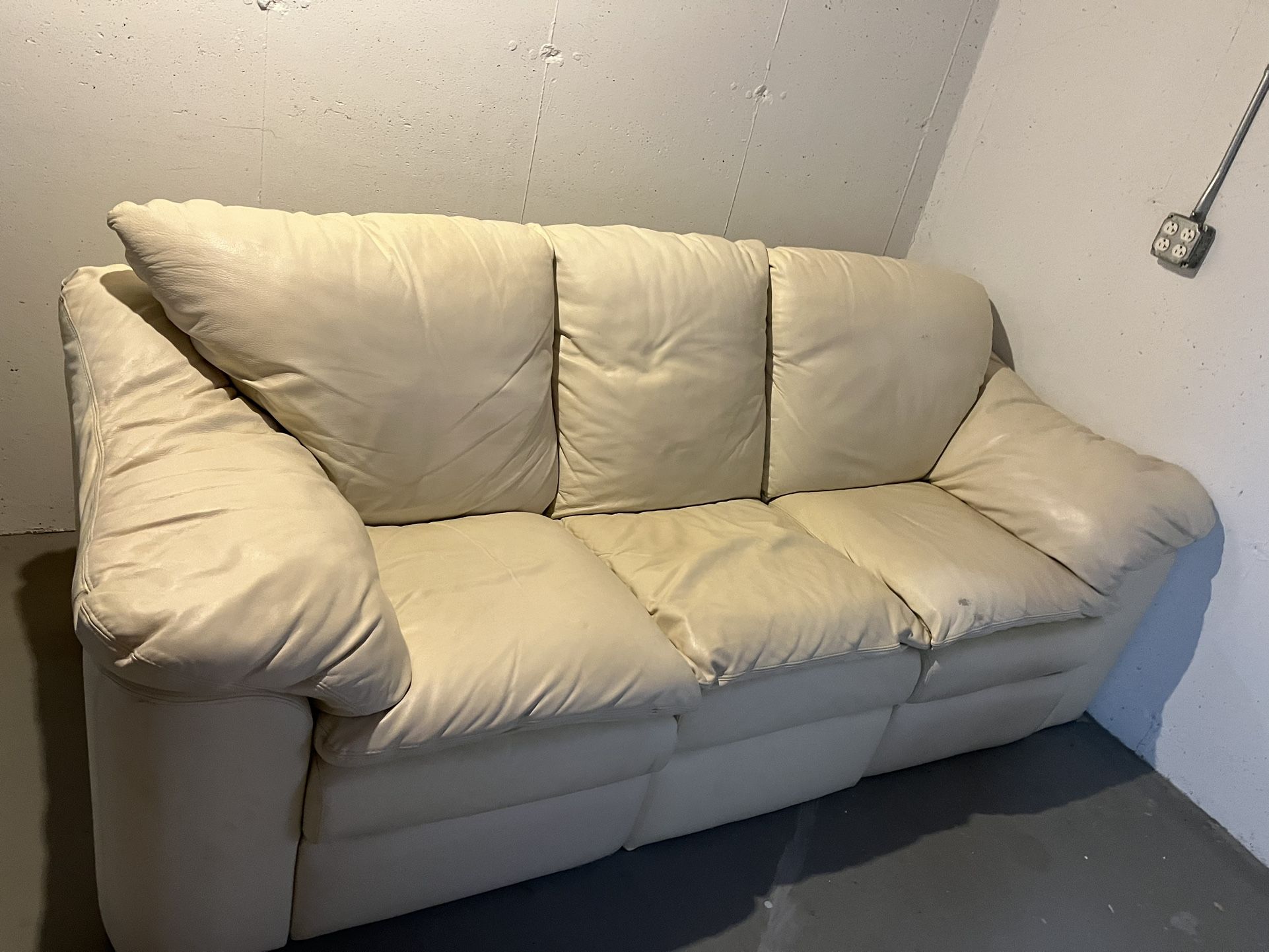 Couch Recliner 