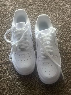 Brand new white forces never worn $85