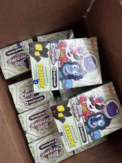 2026 Topps Chrome® VeeFriends - value box x 10