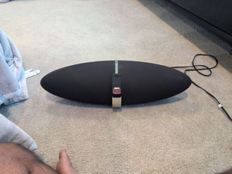 Bowers and Wilkins (B&W) Zeppelin Air - Won't power on