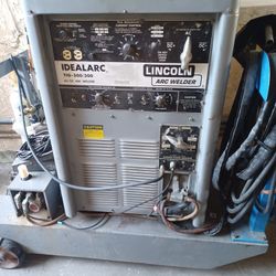 LINCOLIN ARC WELDER
