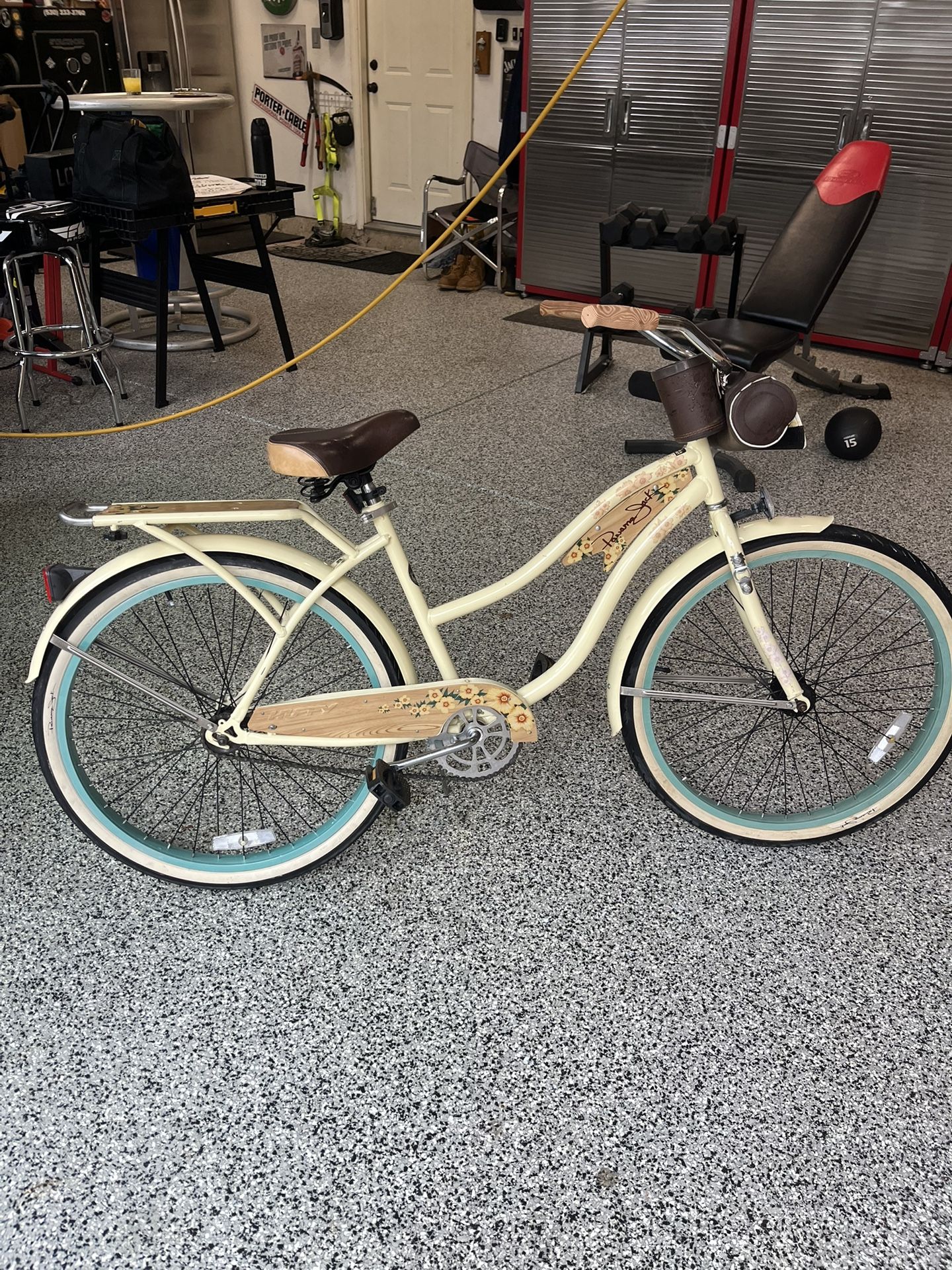 Huffy Panama Jack 26-inch Beach Cruiser Bike for Women