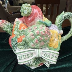 VTG Fitz and Floyd Herb Garden Collectors Tea Pot 1996  Vegetable Market Teapot