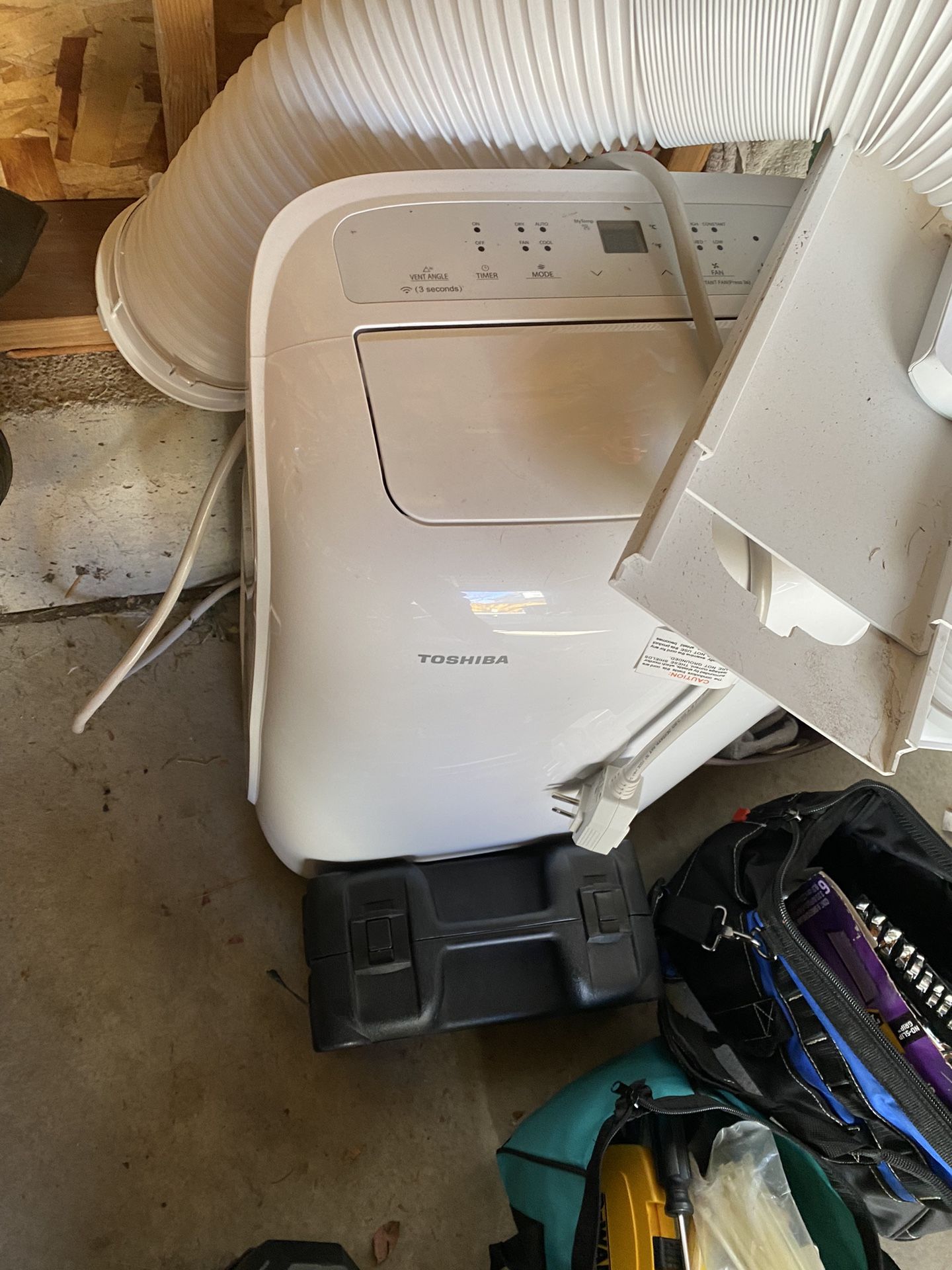 Toshiba 12000 BTU mobile air conditioner