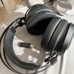 Razer Nari Essential Wireless Like New