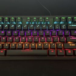 wired mechanical gaming keyboard iClever, TKL, Ultra compact, metal build with Red Switch