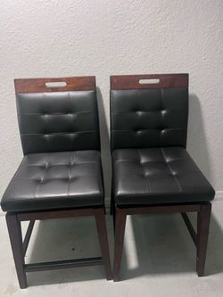 Set of 2 Tufted Black Leather Dining Chairs