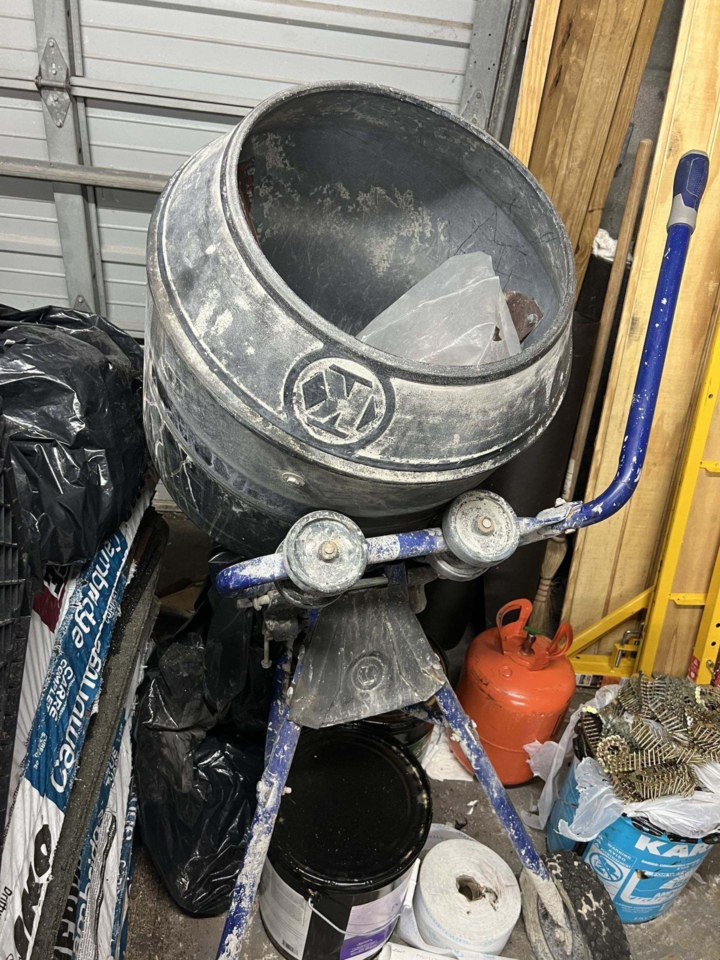 Cement Mixer