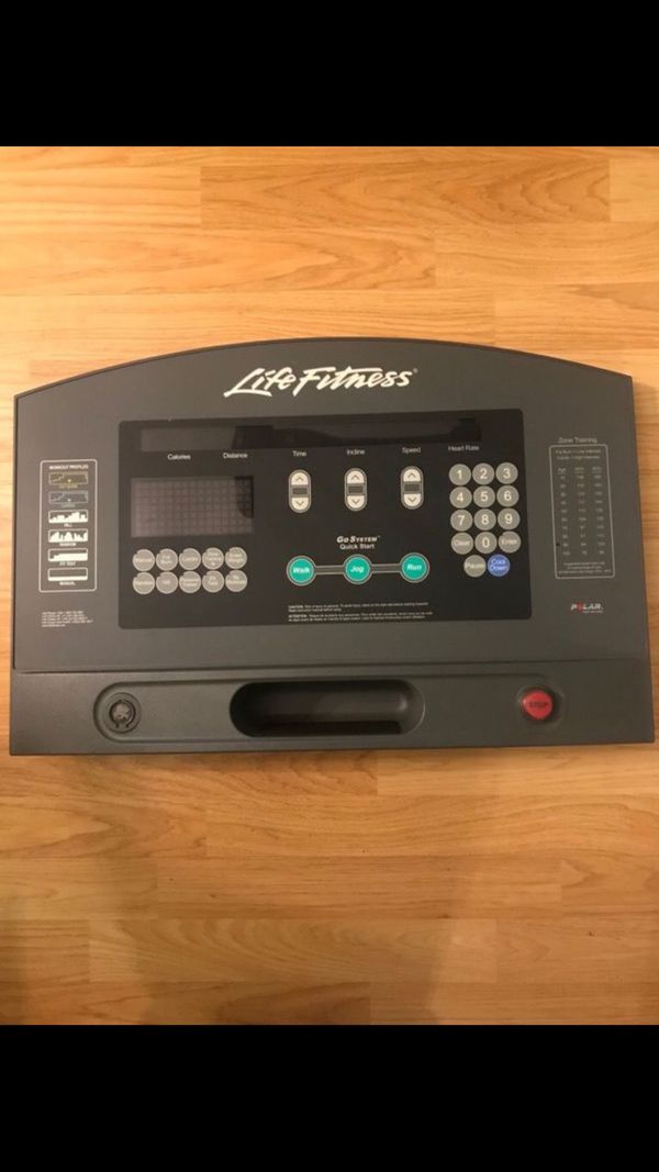 Life fitness Treadmill T9i 2.00 upper display console and membrane panel for Sale in St. Louis ...