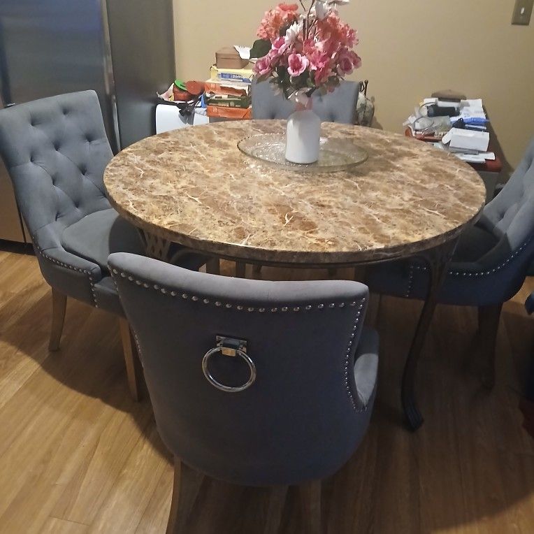 Very Nice Granite Top Kitchen/ Dinette Table **